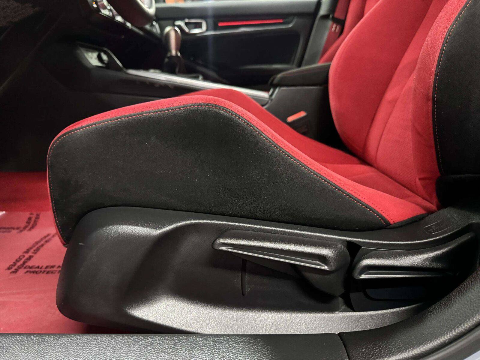 Used 2024 Honda Civic Type R image 17