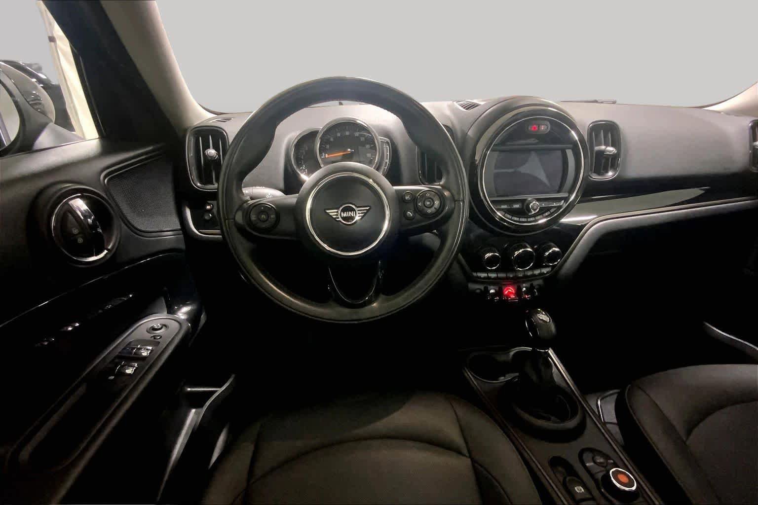 Used 2019 MINI Cooper Countryman FWD image 5