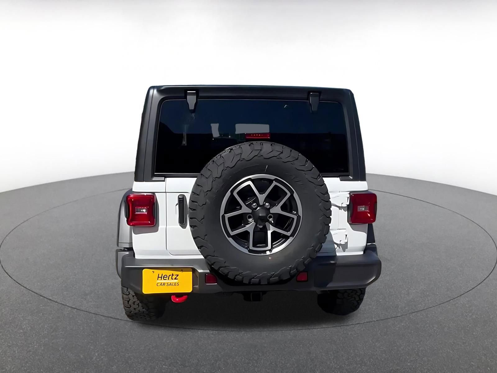 Used 2025 Jeep Wrangler Unlimited Rubicon AWD/4WD image 12
