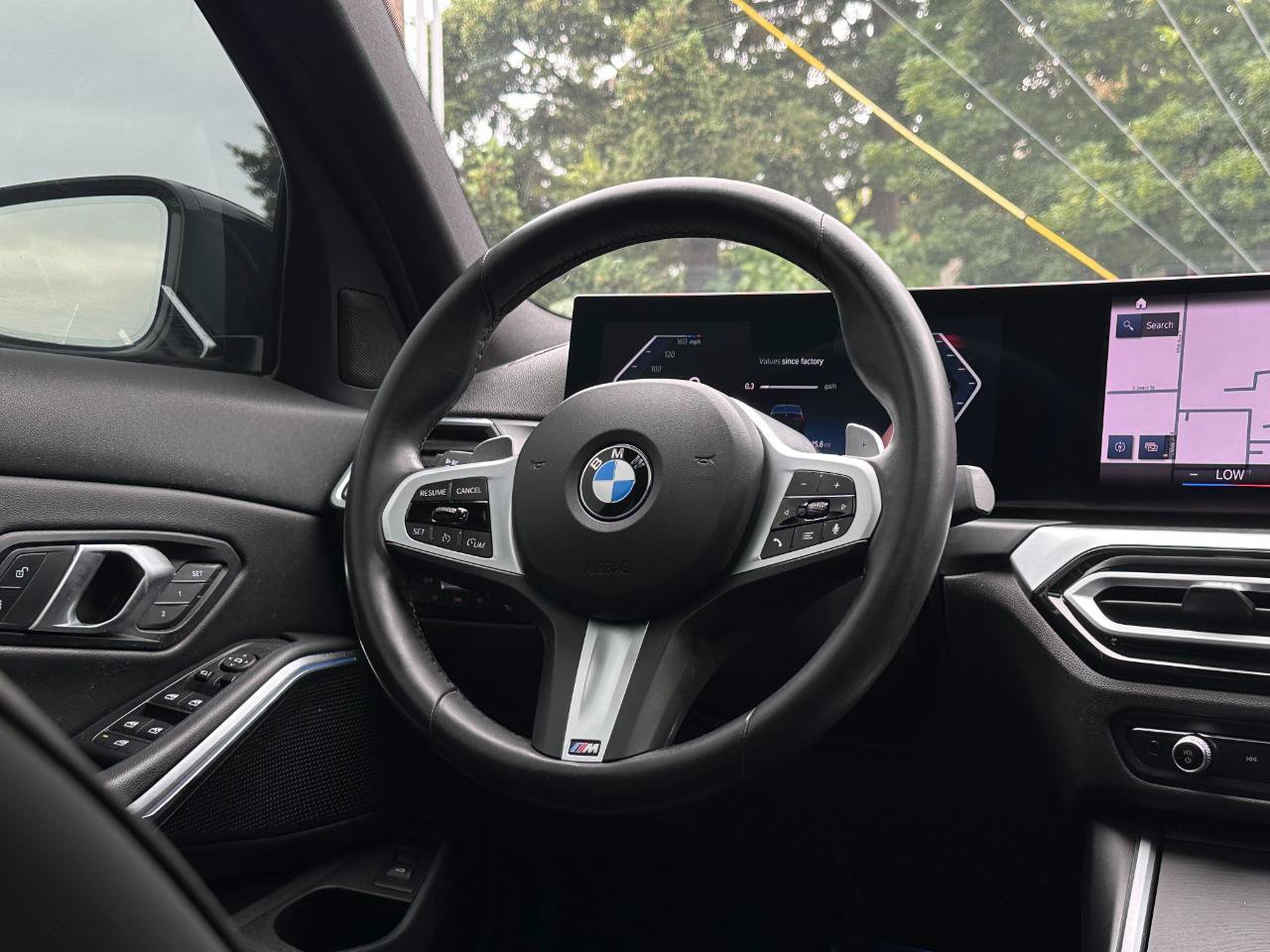 Used 2024 BMW 330i Sedan w/ M Sport Package RWD image 18