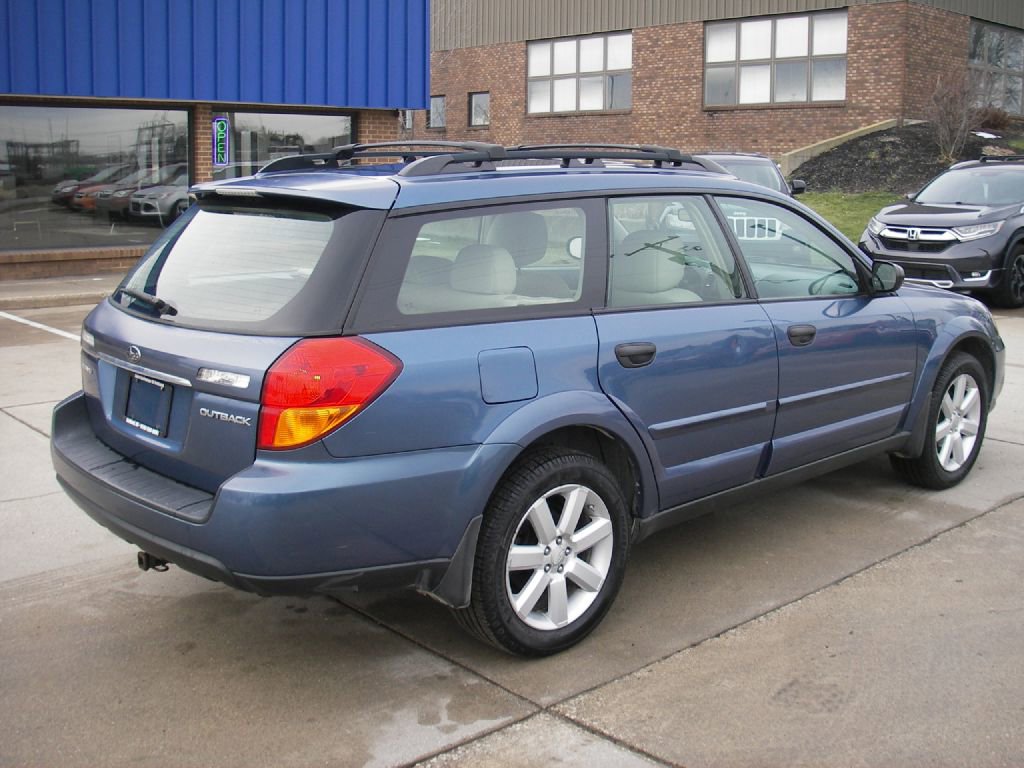Used 2007 Subaru Outback 2.5i image 5