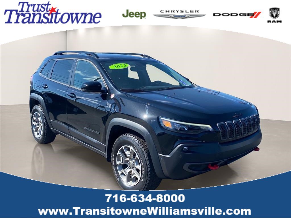 Used 2023 Jeep Cherokee Trailhawk