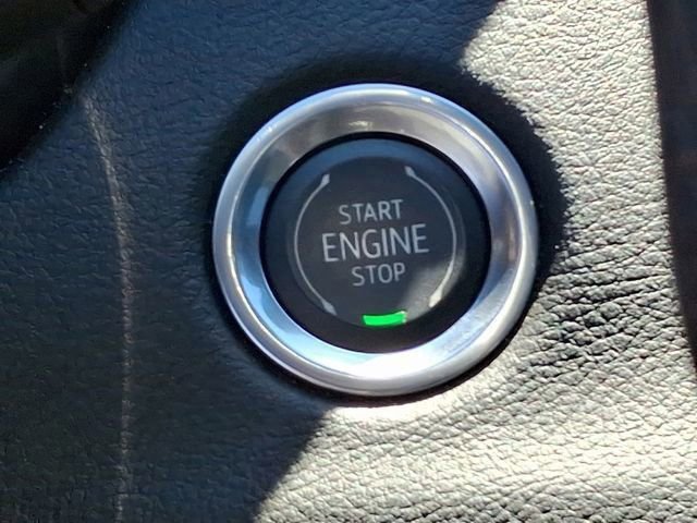 Used 2023 Cadillac XT4 Sport image 37