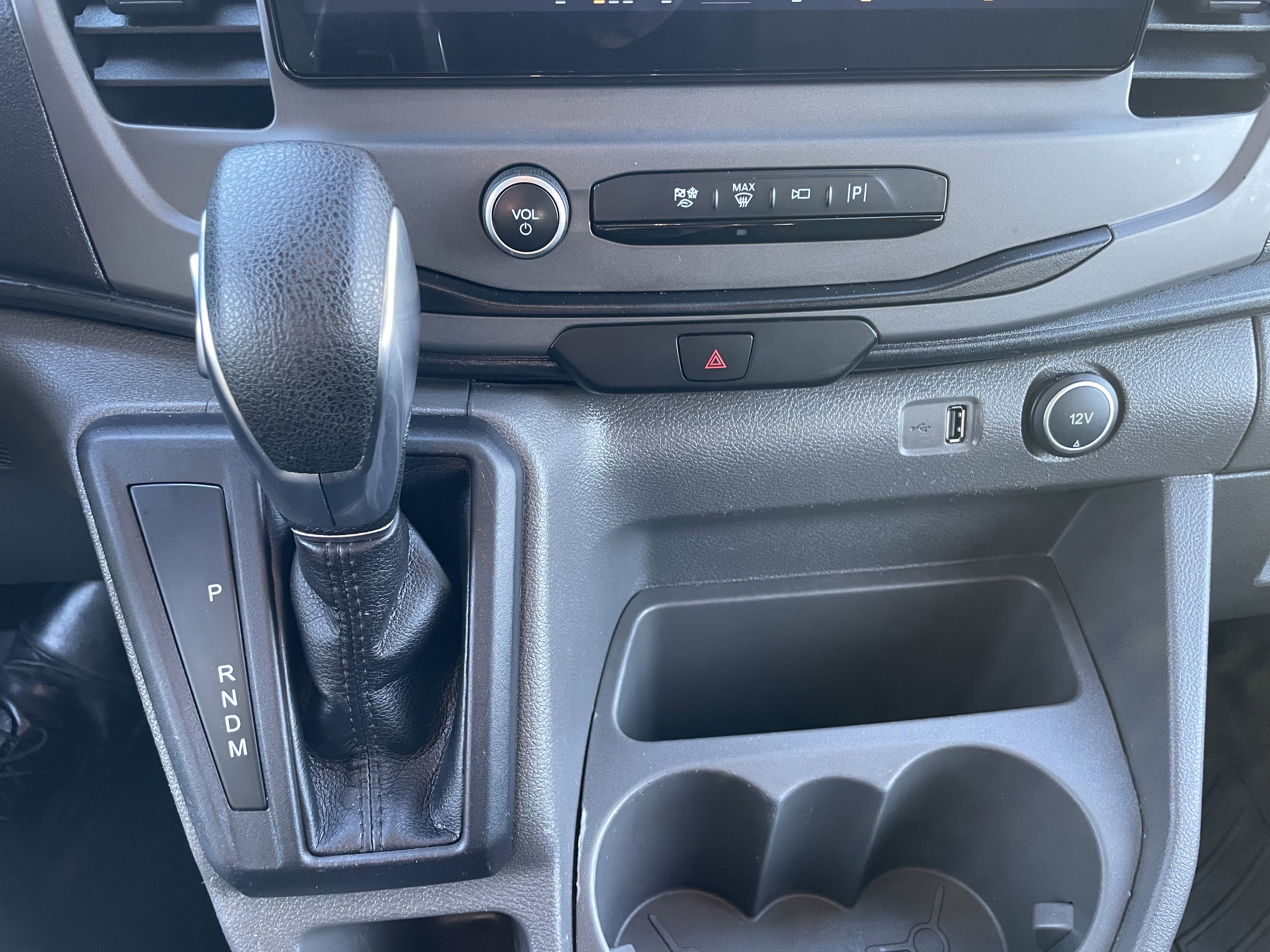 Used 2022 Ford Transit 350 XLT image 22