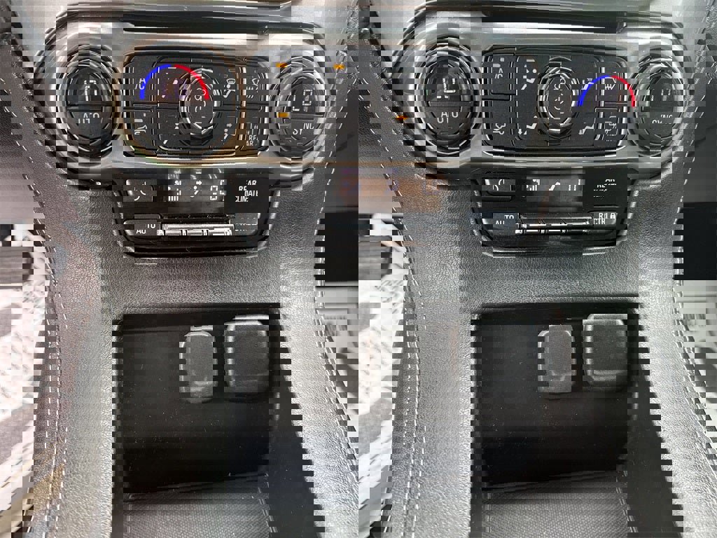 Used 2019 Chevrolet Tahoe LS image 22