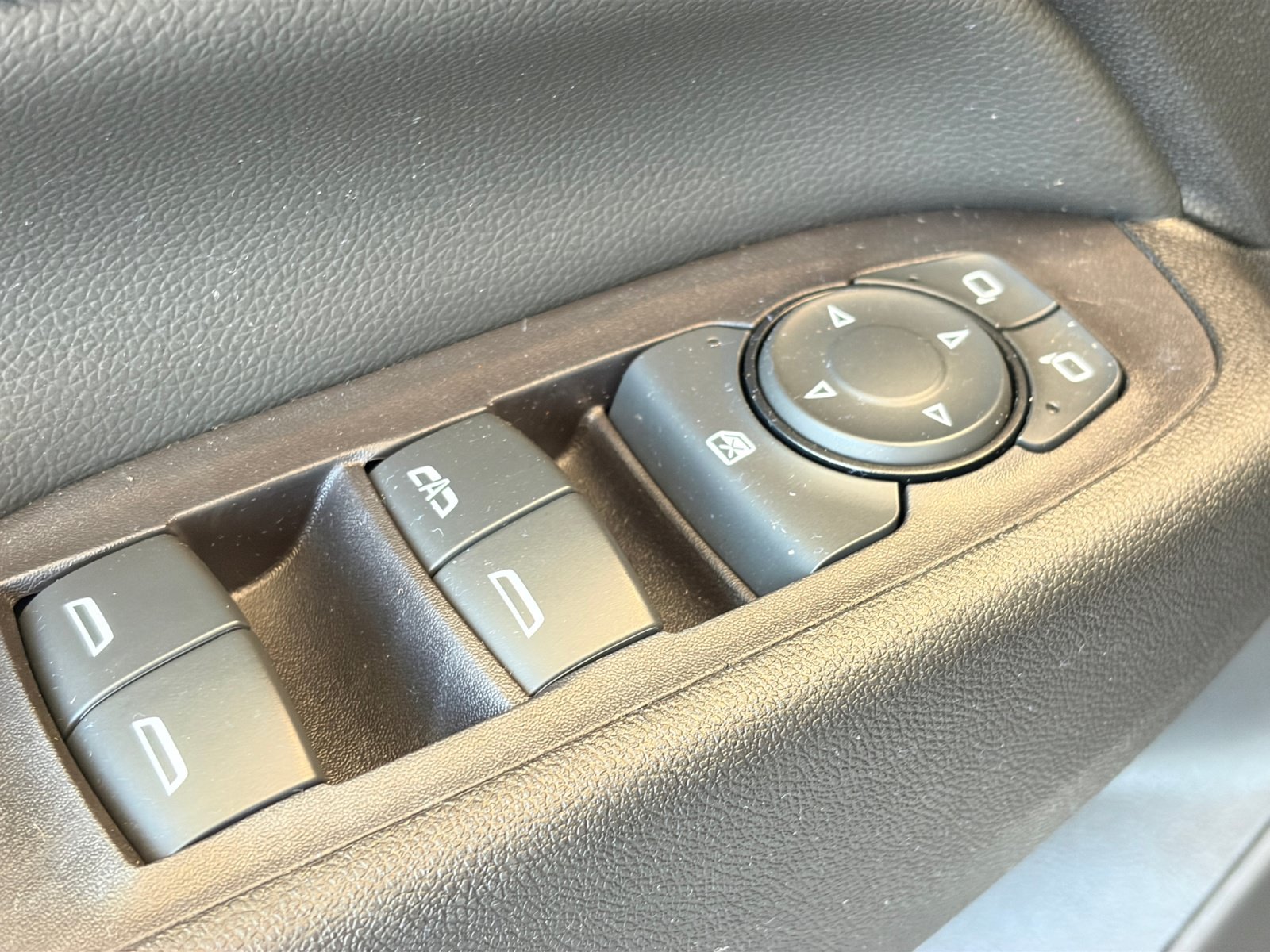 Used 2022 Chevrolet Equinox LT AWD/4WD image 13