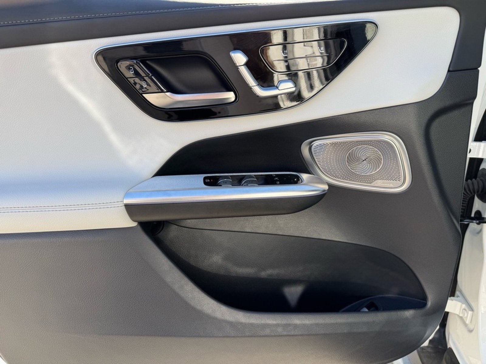 Certified 2025 Mercedes-Benz GLC 300 4MATIC image 14