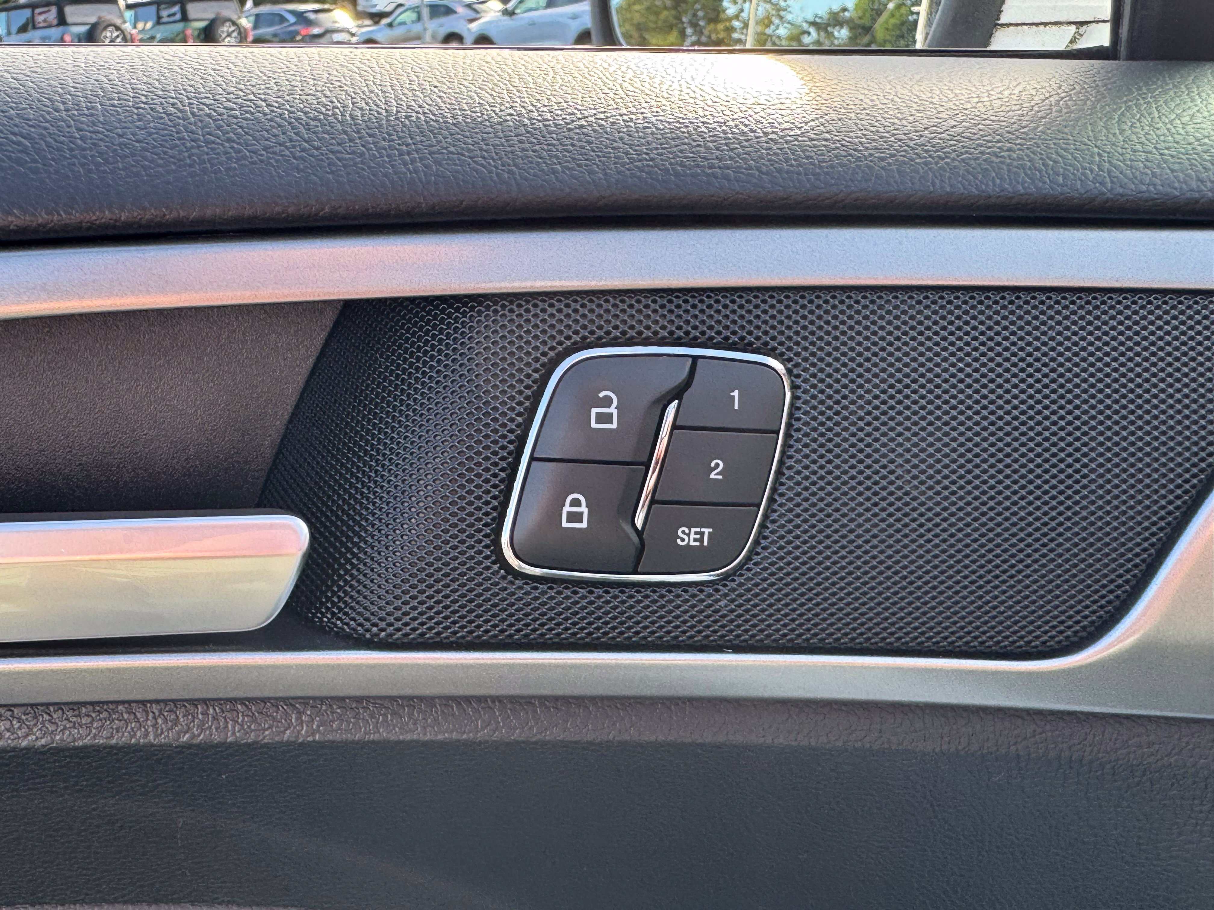 Used 2019 Ford Fusion SEL FWD image 42