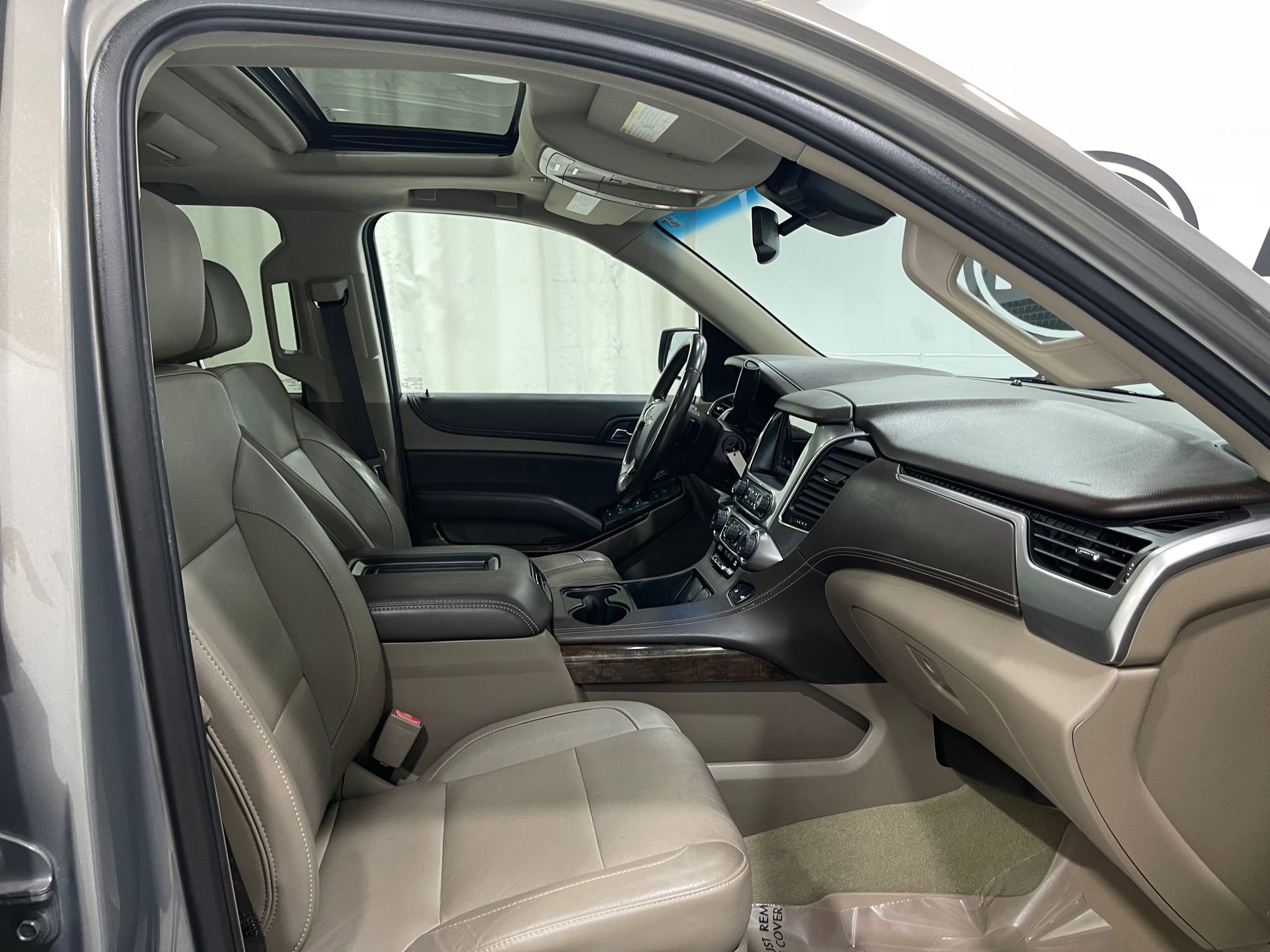 Used 2018 Chevrolet Tahoe LT AWD/4WD image 35