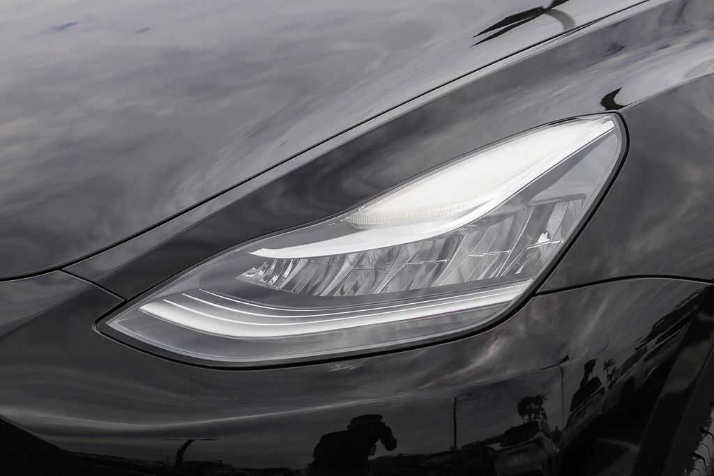 Used 2023 Tesla Model Y AWD image 10