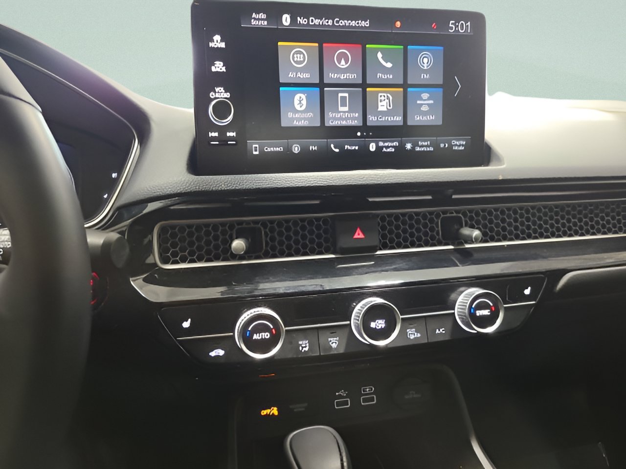 Used 2024 Honda Civic Touring image 32
