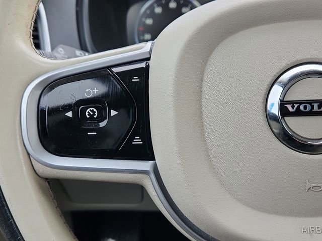 Used 2020 Volvo XC90 T5 Momentum image 37