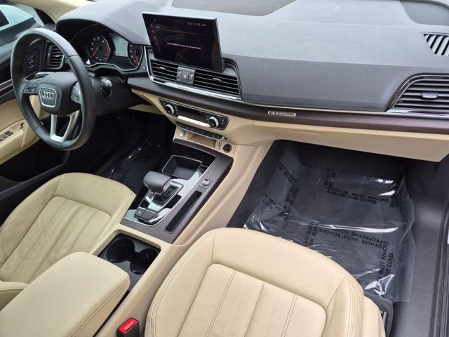 Certified 2023 Audi Q5 2.0T Premium w/ Convenience Package AWD/4WD image 19