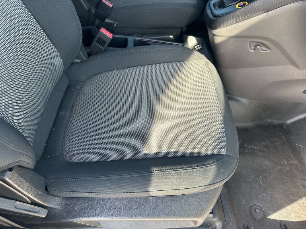 Used 2020 Ford Transit Connect XL FWD image 3