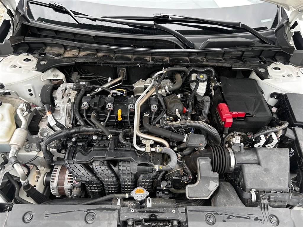 Used 2021 Nissan Altima 2.5 Platinum AWD/4WD image 28