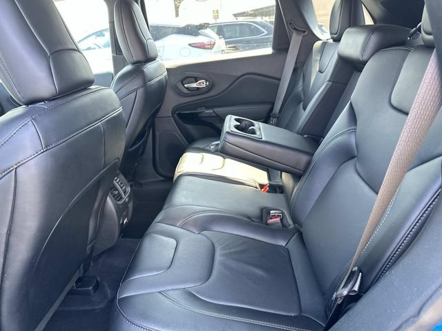 Used 2023 Jeep Cherokee Altitude Lux AWD/4WD image 12