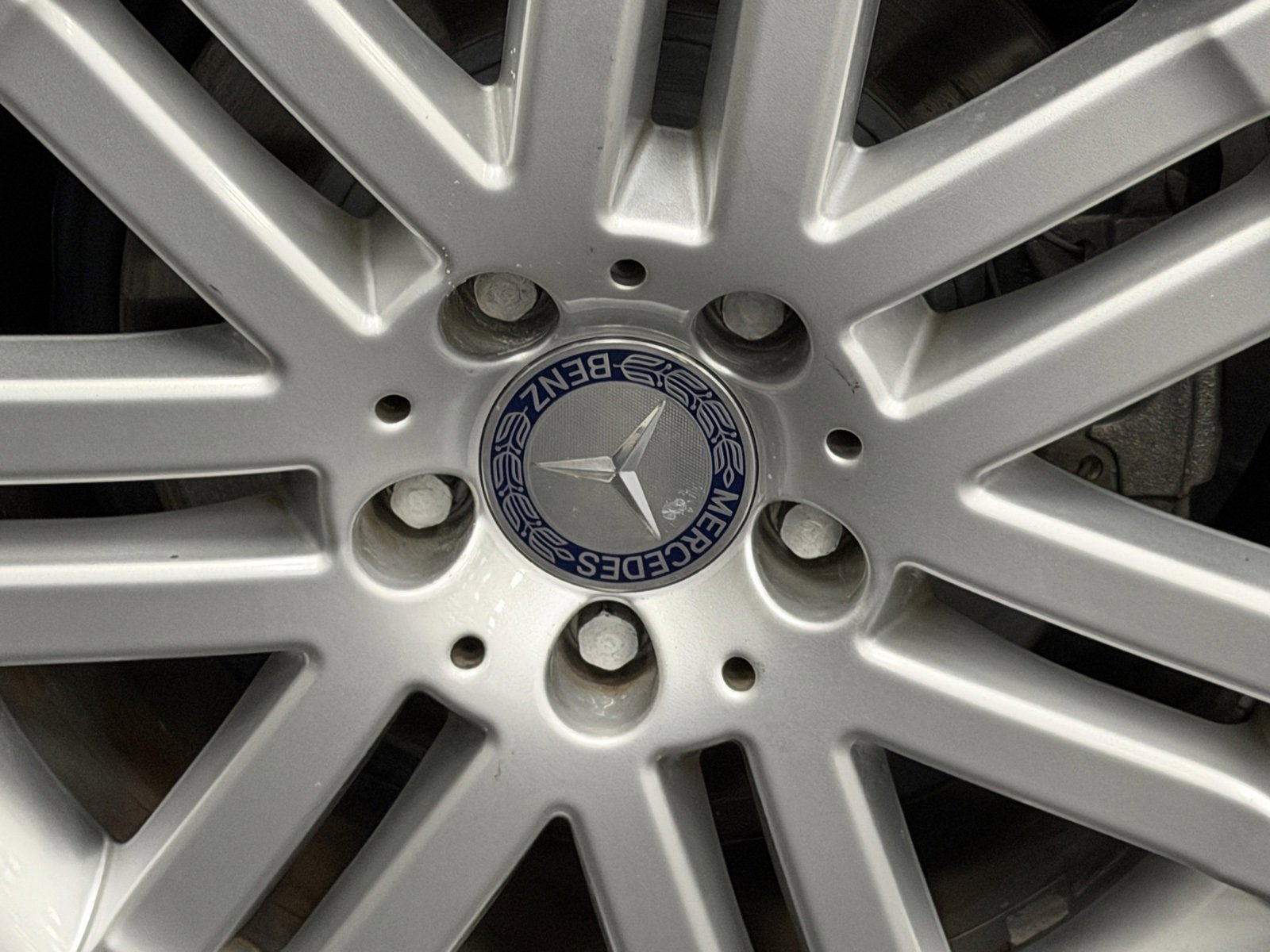 Used 2009 Mercedes-Benz C 300 Sedan image 18