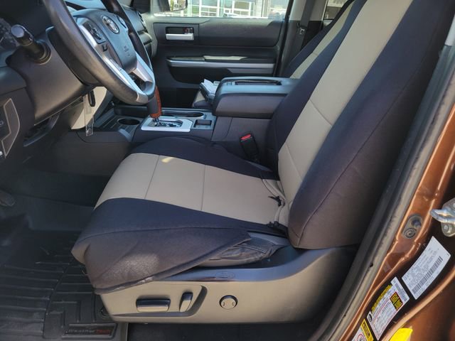Used 2016 Toyota Tundra SR5 w/ SR5 Upgrade Package AWD/4WD image 6