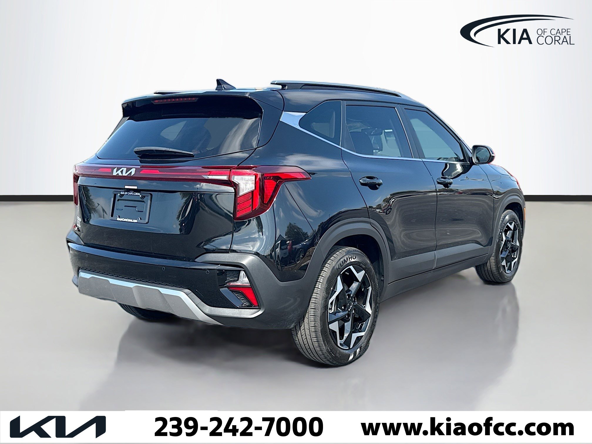 Certified 2025 Kia Seltos EX w/ EX Sunroof Package image 5