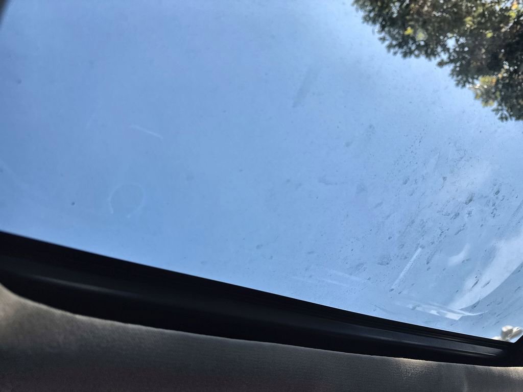 Used 2021 Toyota Highlander Platinum image 30