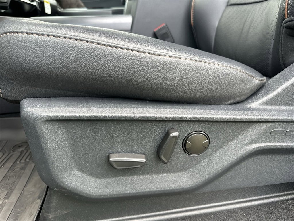 New 2025 Ford F250 Lariat w/ Tremor Off-Road Package image 12