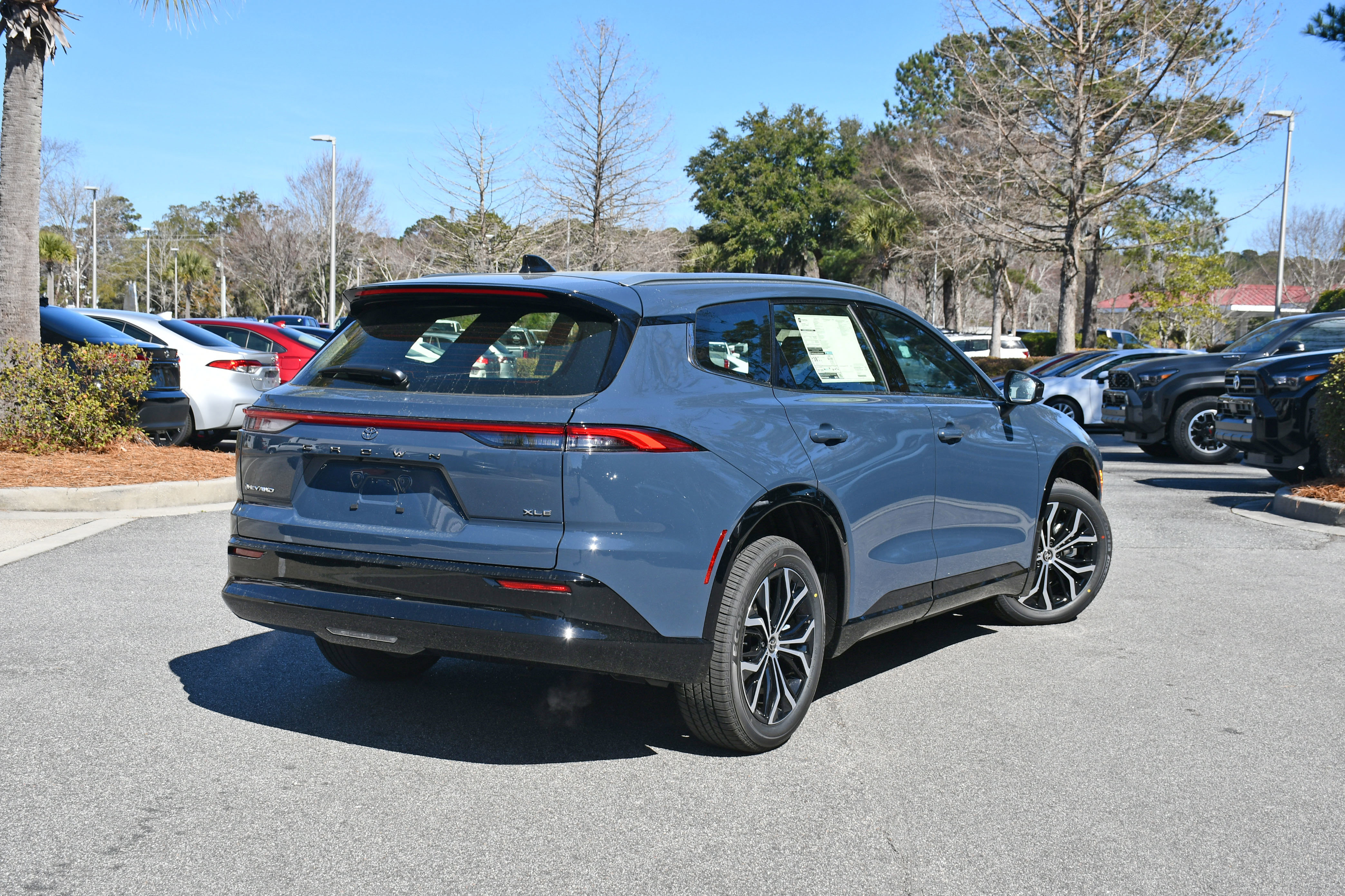 New 2026 Toyota Crown Signia image 2