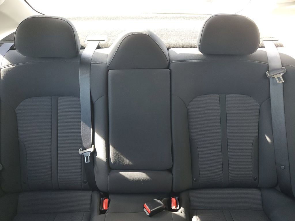 Used 2023 Kia K5 LXS image 13