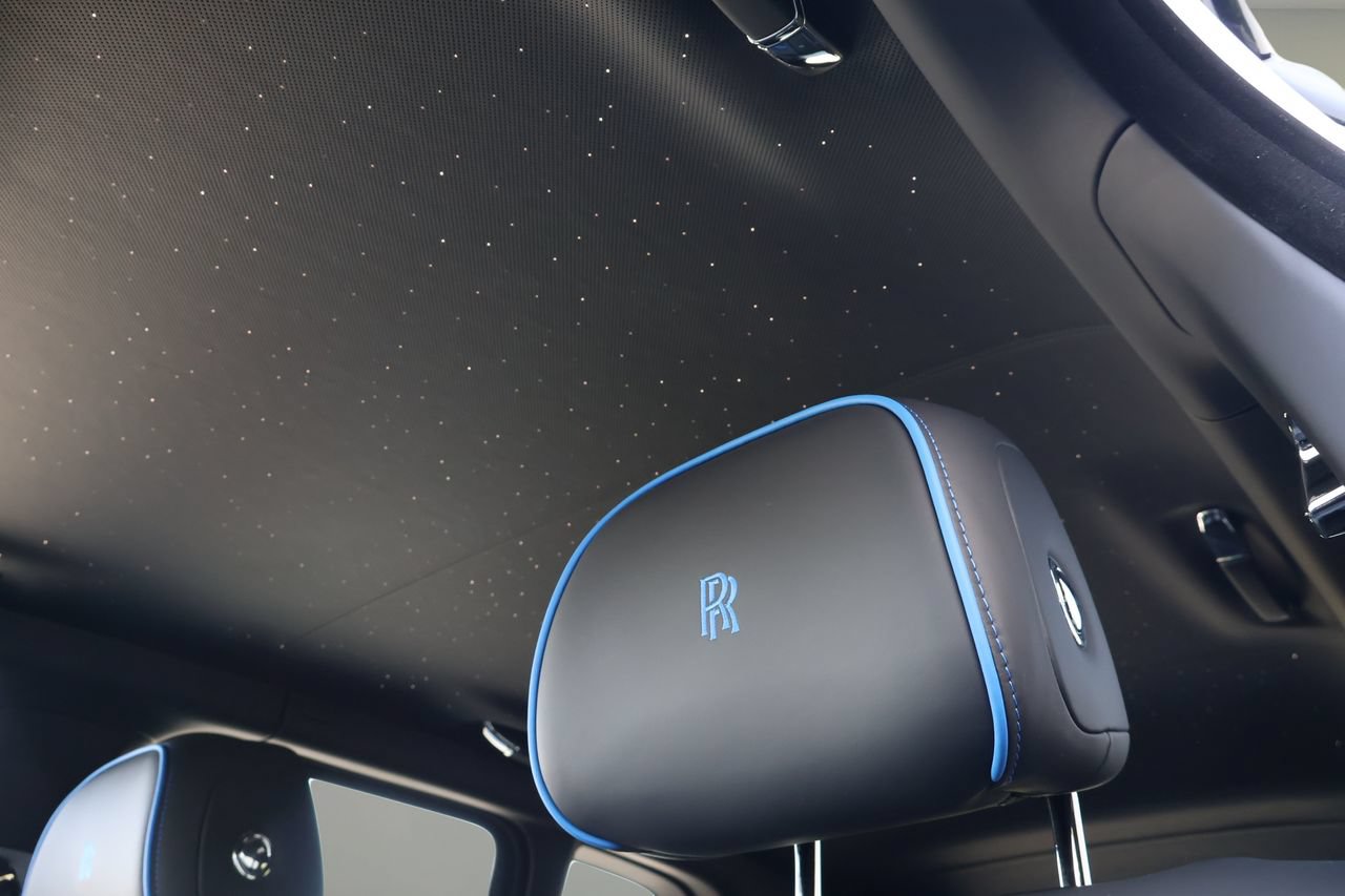 New 2027 Rolls-Royce Cullinan Black Badge AWD/4WD image 33
