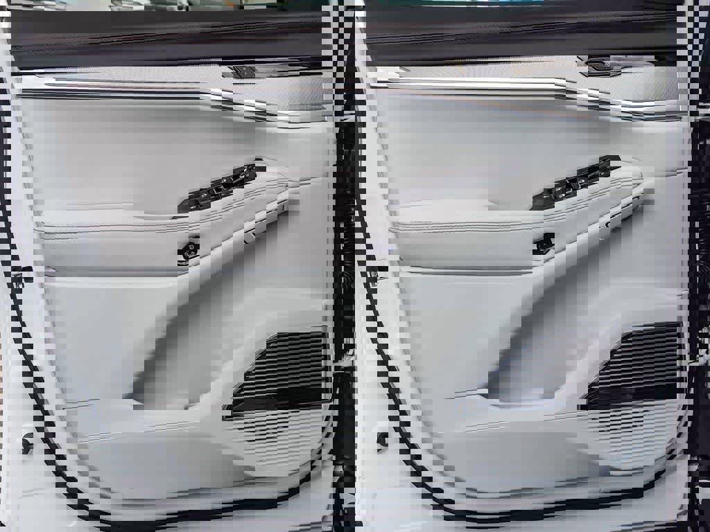 Used 2025 Jeep Wagoneer S Limited image 18