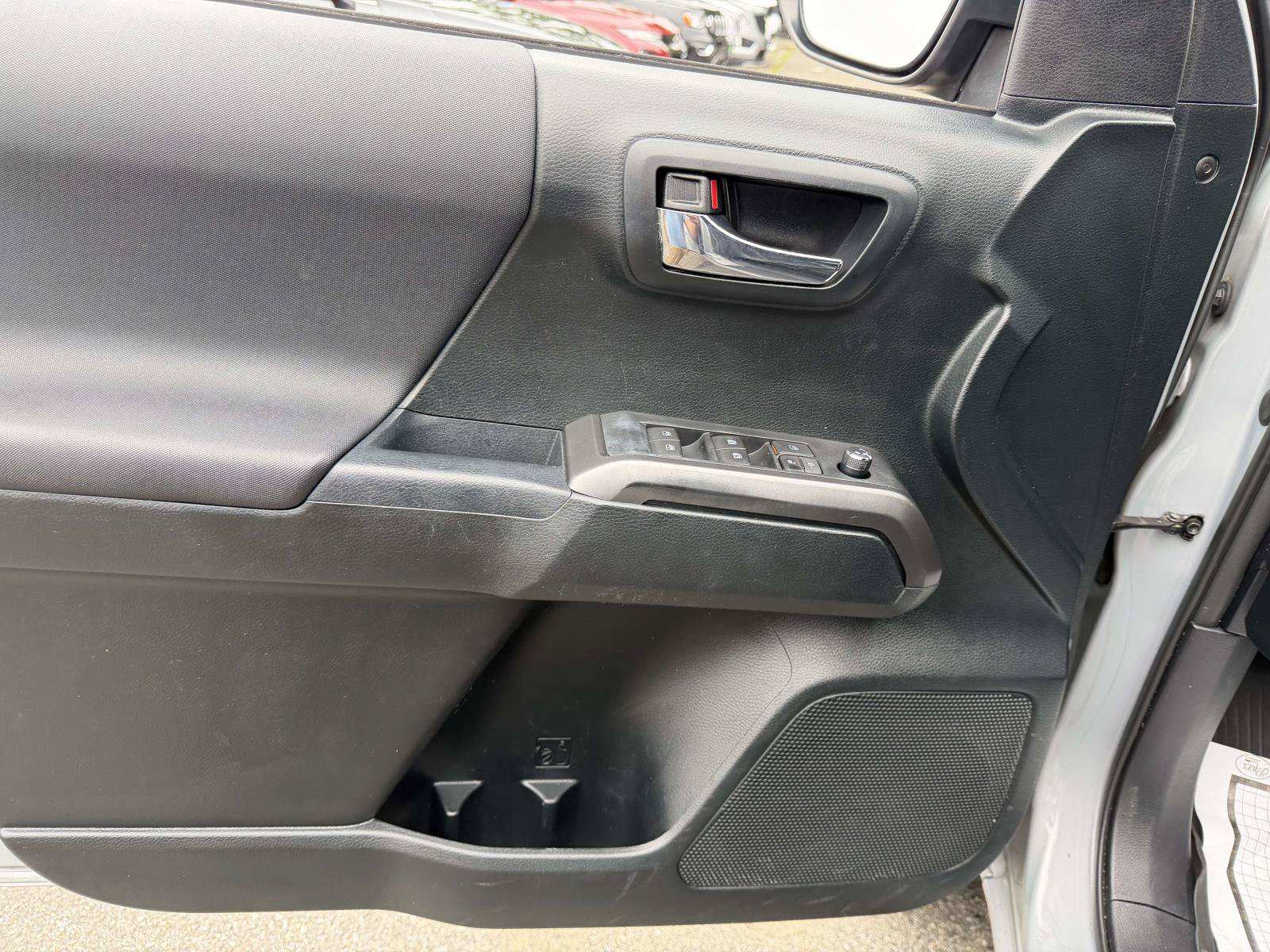 Used 2017 Toyota Tacoma TRD Pro AWD/4WD image 15