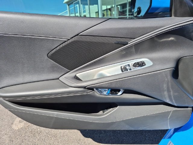 Used 2023 Chevrolet Corvette Stingray Coupe RWD image 23