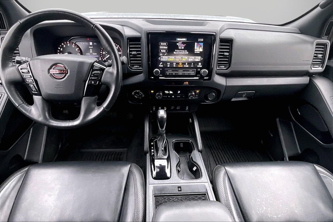 Used 2022 Nissan Frontier PRO-4X w/ Pro-4X Premium Package image 16