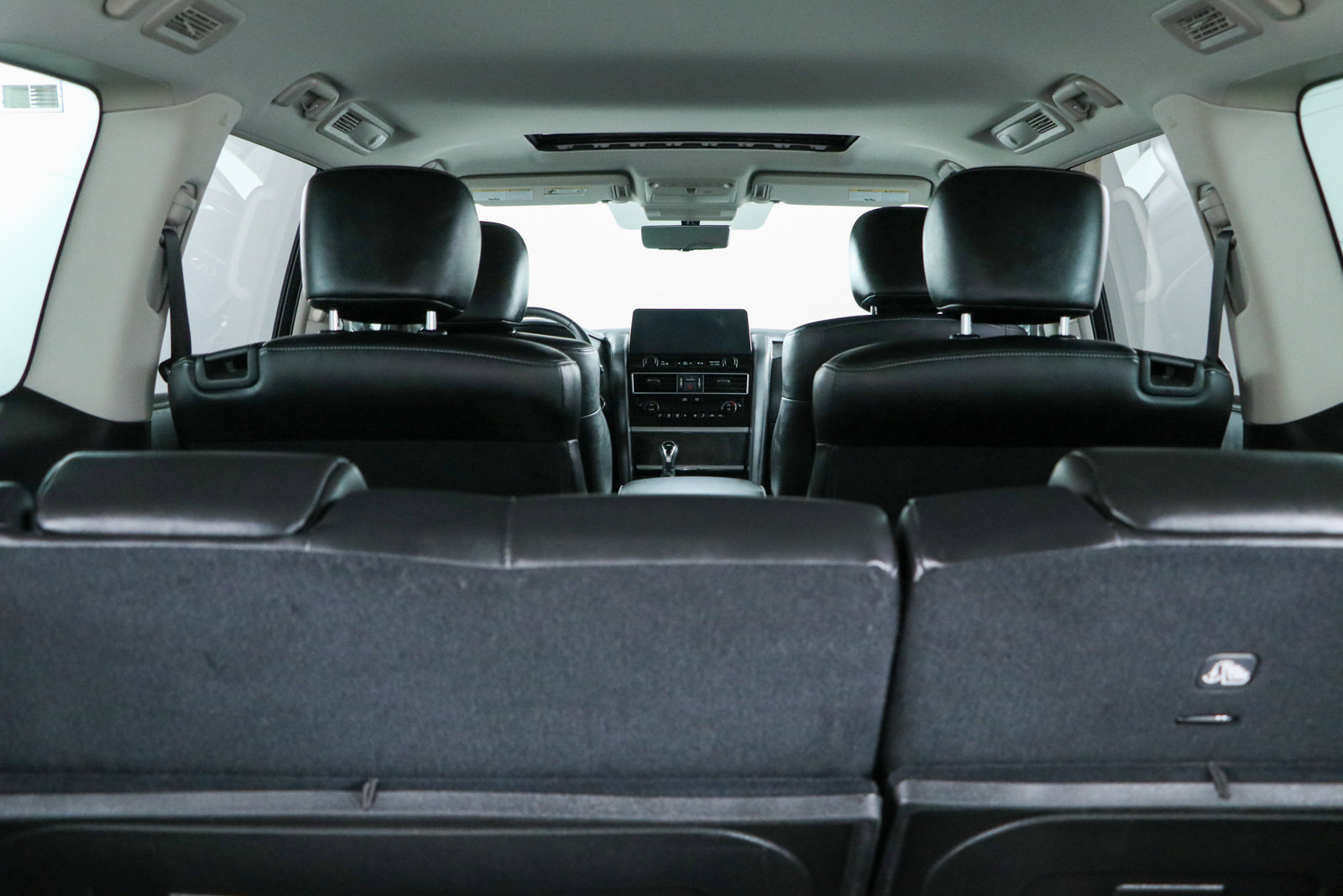 Used 2023 INFINITI QX80 Luxe w/ Cargo Package AWD/4WD image 33