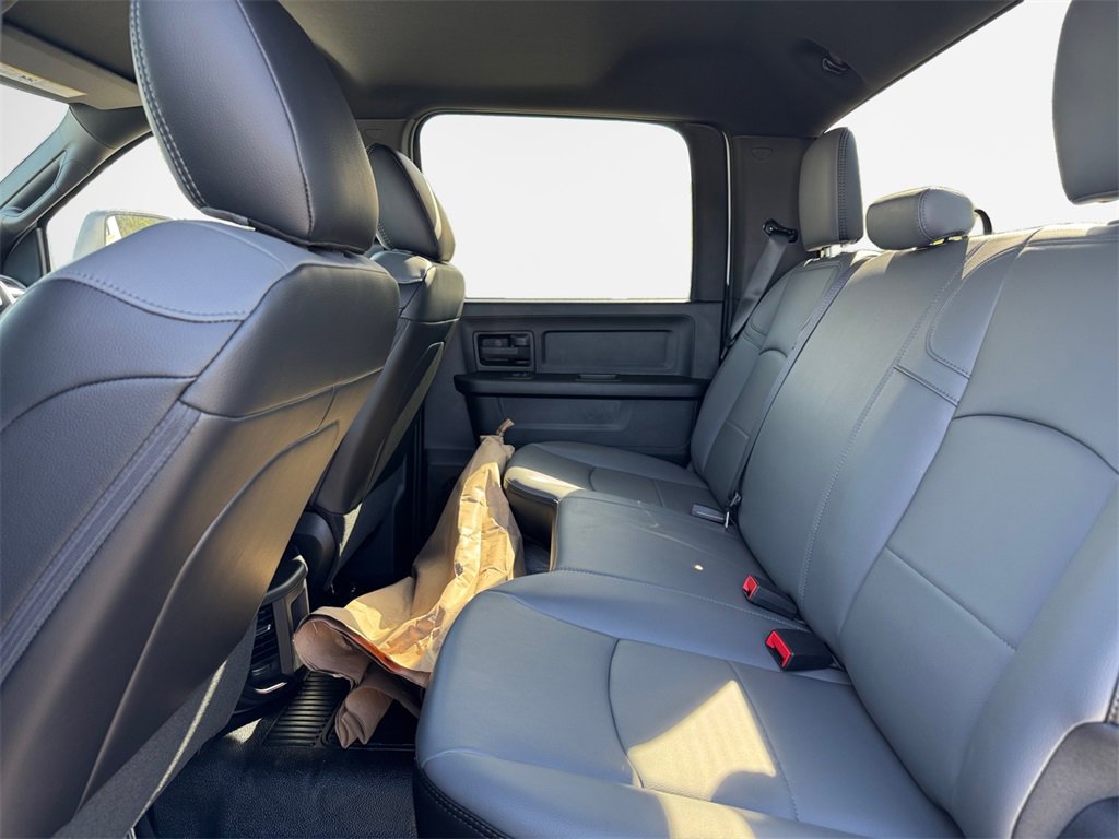 New 2026 RAM 3500 Tradesman w/ Chrome Appearance Group image 24