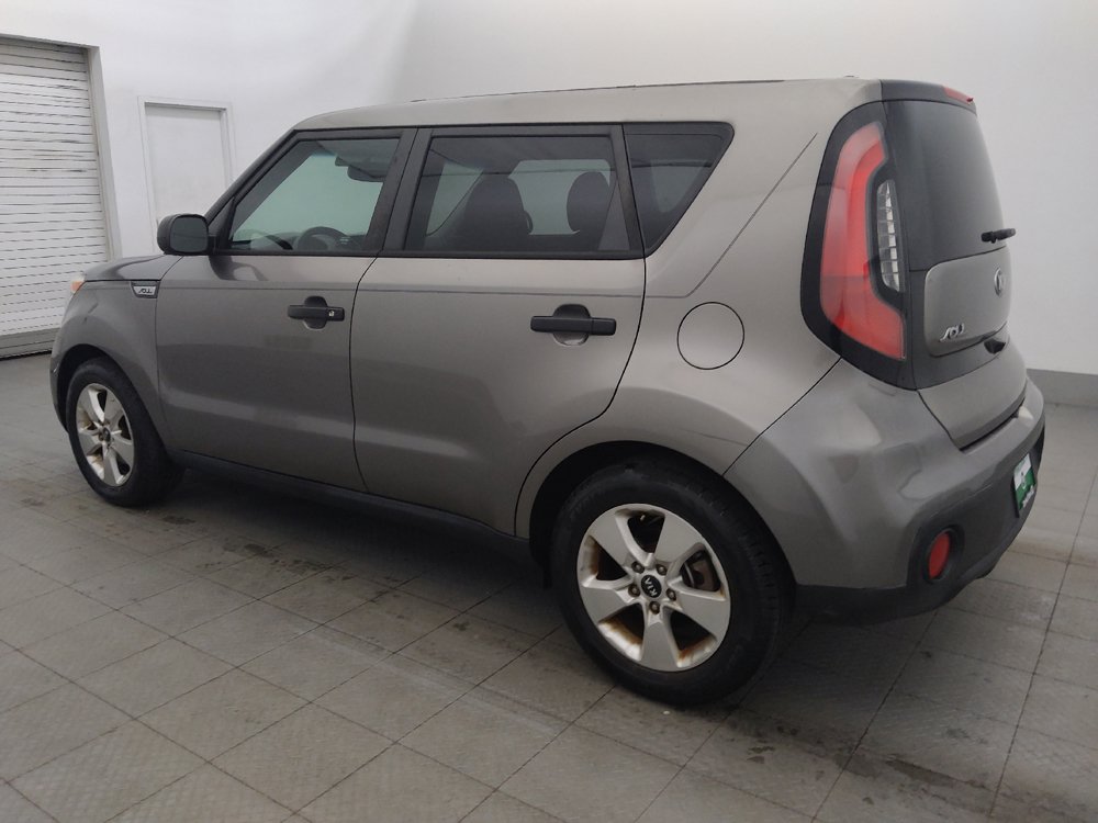 Used 2017 Kia Soul w/ Convenience Package FWD image 3