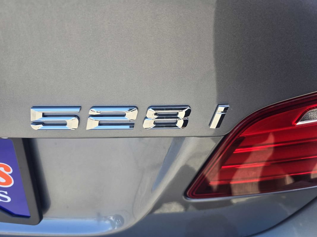 Used 2014 BMW 528i xDrive Sedan AWD/4WD image 13