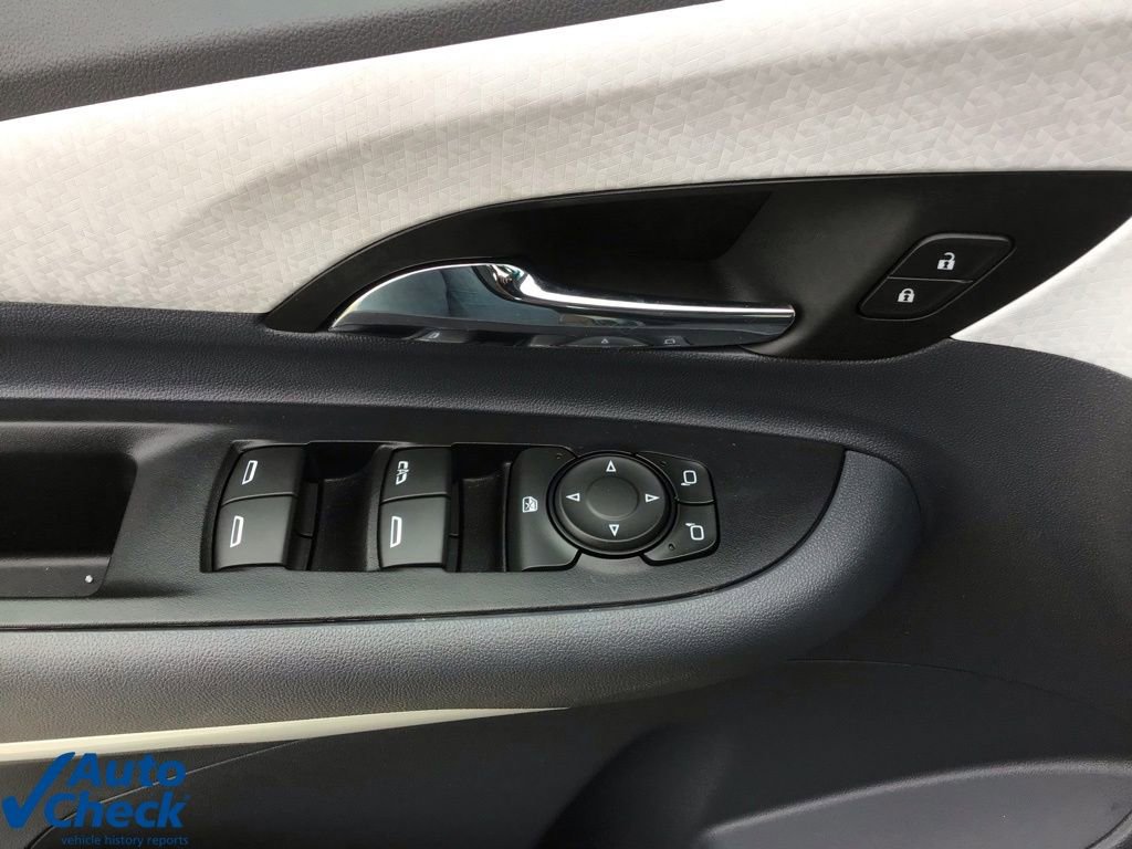 Used 2019 Chevrolet Bolt Premier w/ Infotainment Package image 27