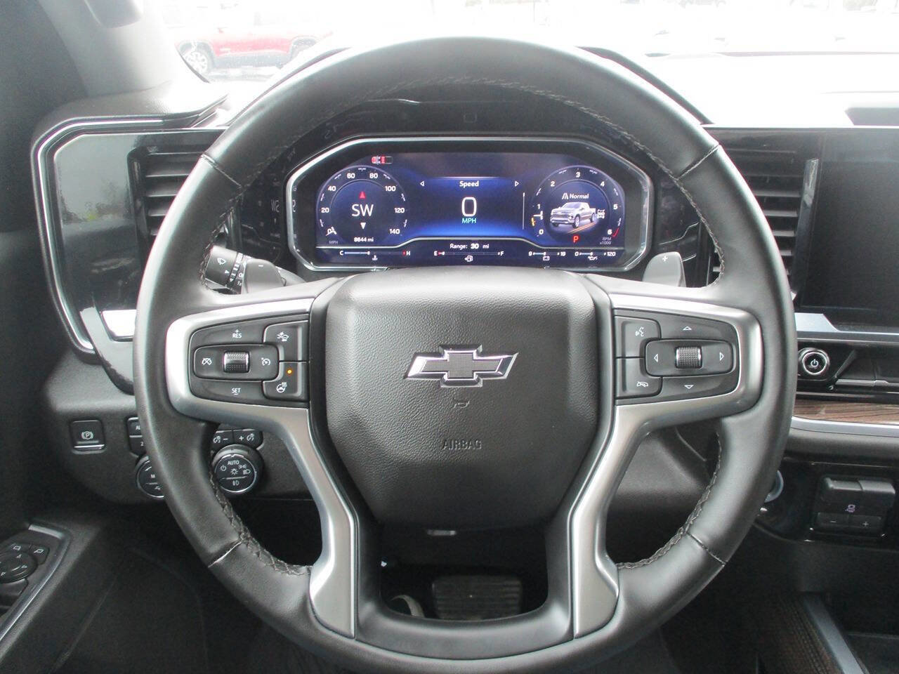 Used 2025 Chevrolet Silverado 1500 RST AWD/4WD image 14