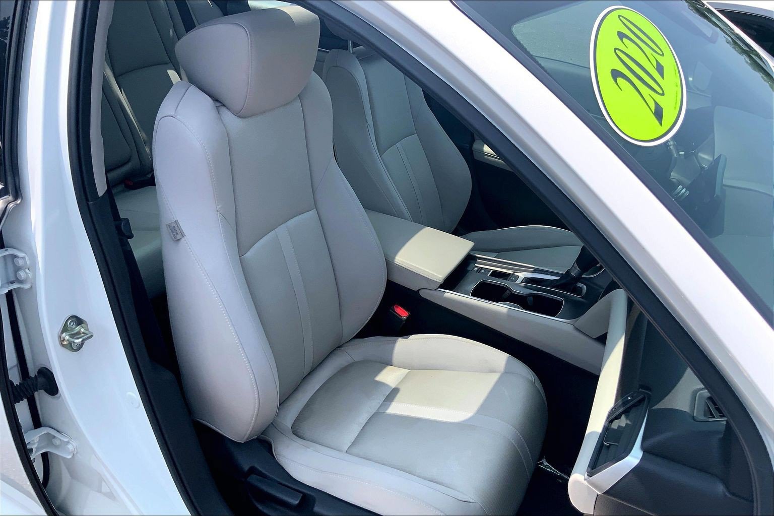Used 2020 Honda Accord EX image 5