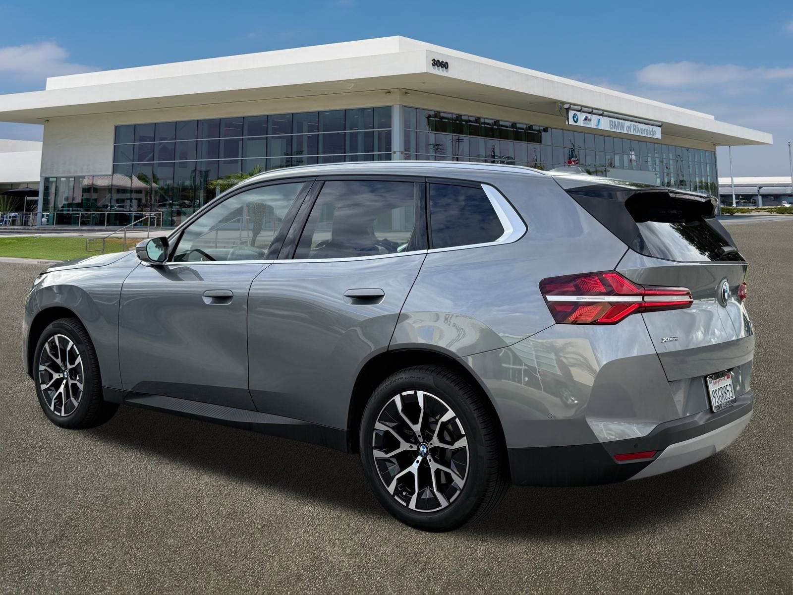 Used 2025 BMW X3 xDrive30i w/ Premium Package image 7