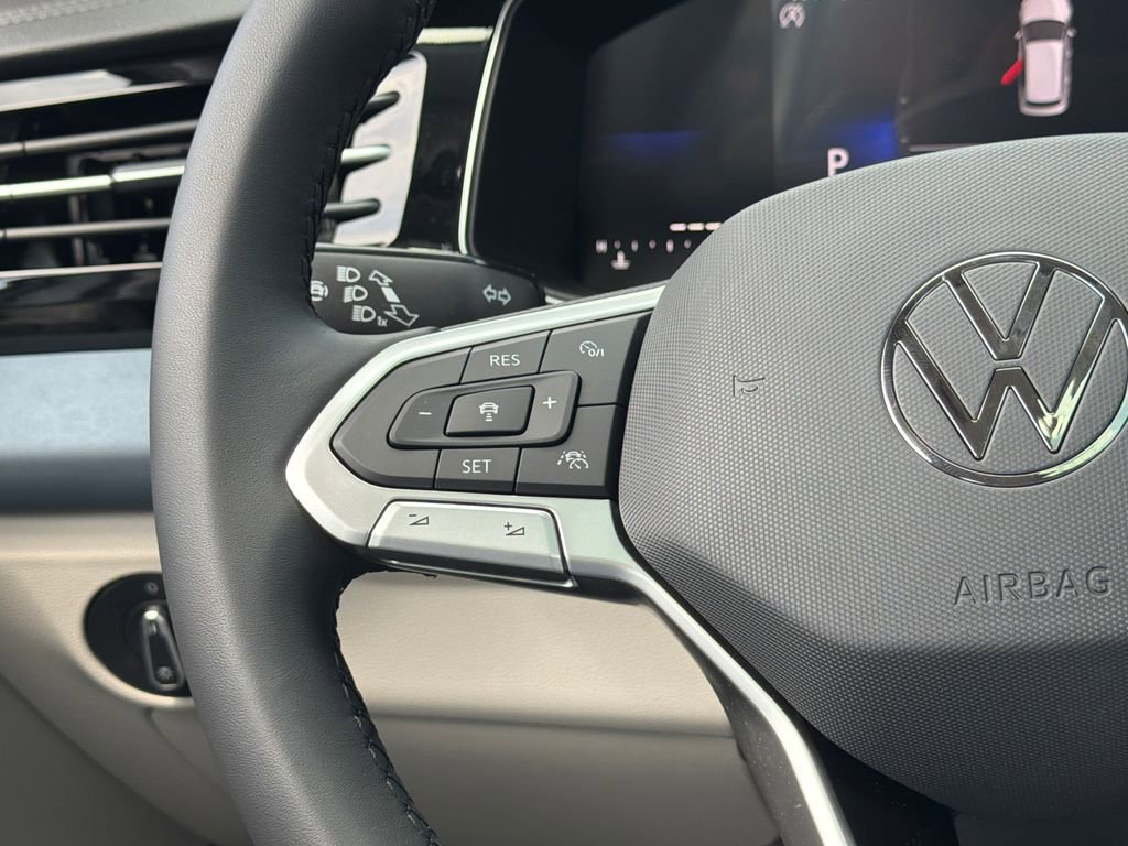New 2026 Volkswagen Jetta SE FWD image 17