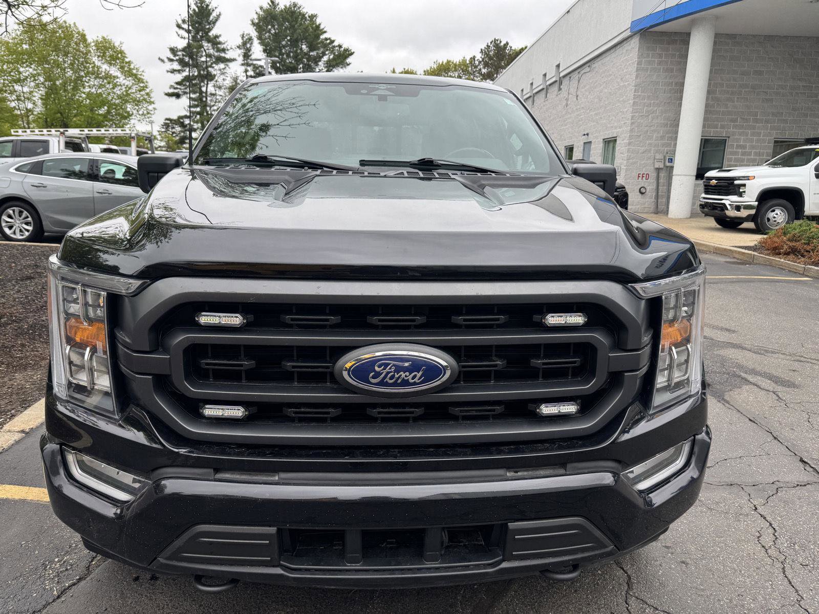 Used 2023 Ford F150 XLT w/ Equipment Group 302A High AWD/4WD image 2