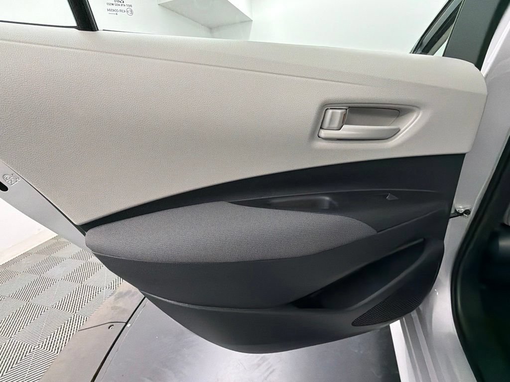 Certified 2026 Toyota Corolla LE FWD image 36