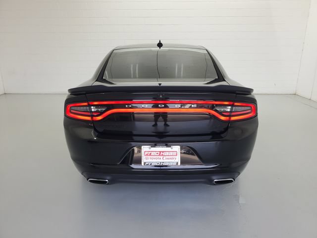 Used 2016 Dodge Charger R/T w/ Navigation & Travel Group RWD image 6