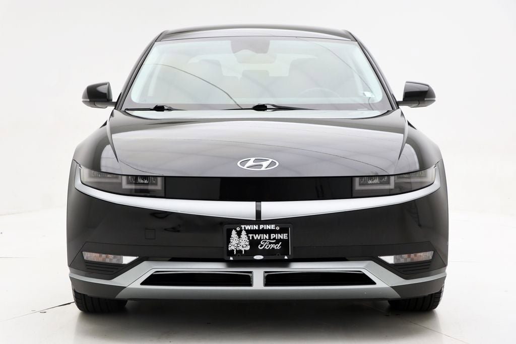 Used 2024 Hyundai Ioniq 5 SE AWD/4WD image 4