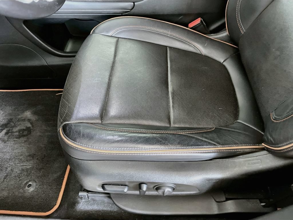 Used 2020 GMC Acadia AT4 w/ LPO, Floor Liner Package AWD/4WD image 20