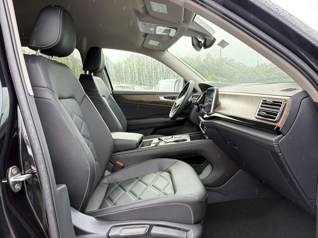 New 2026 Volkswagen Atlas SE FWD image 19