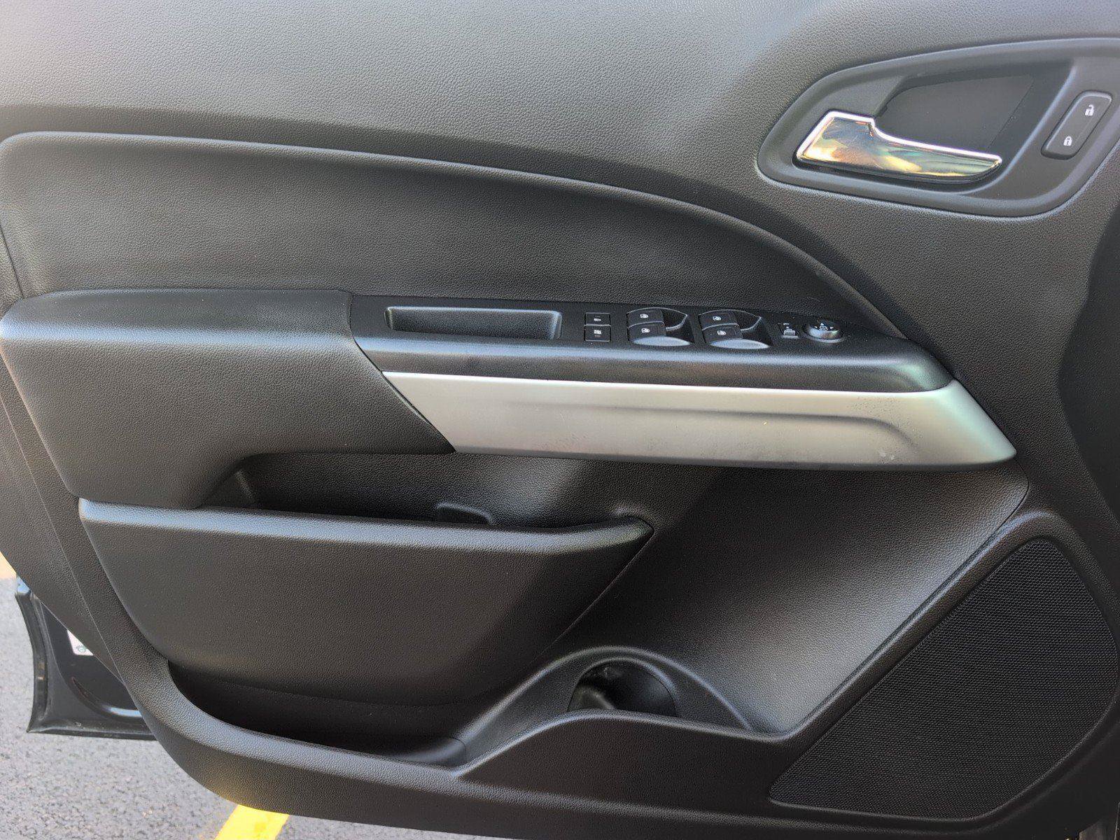 Used 2017 Chevrolet Colorado ZR2 AWD/4WD image 18