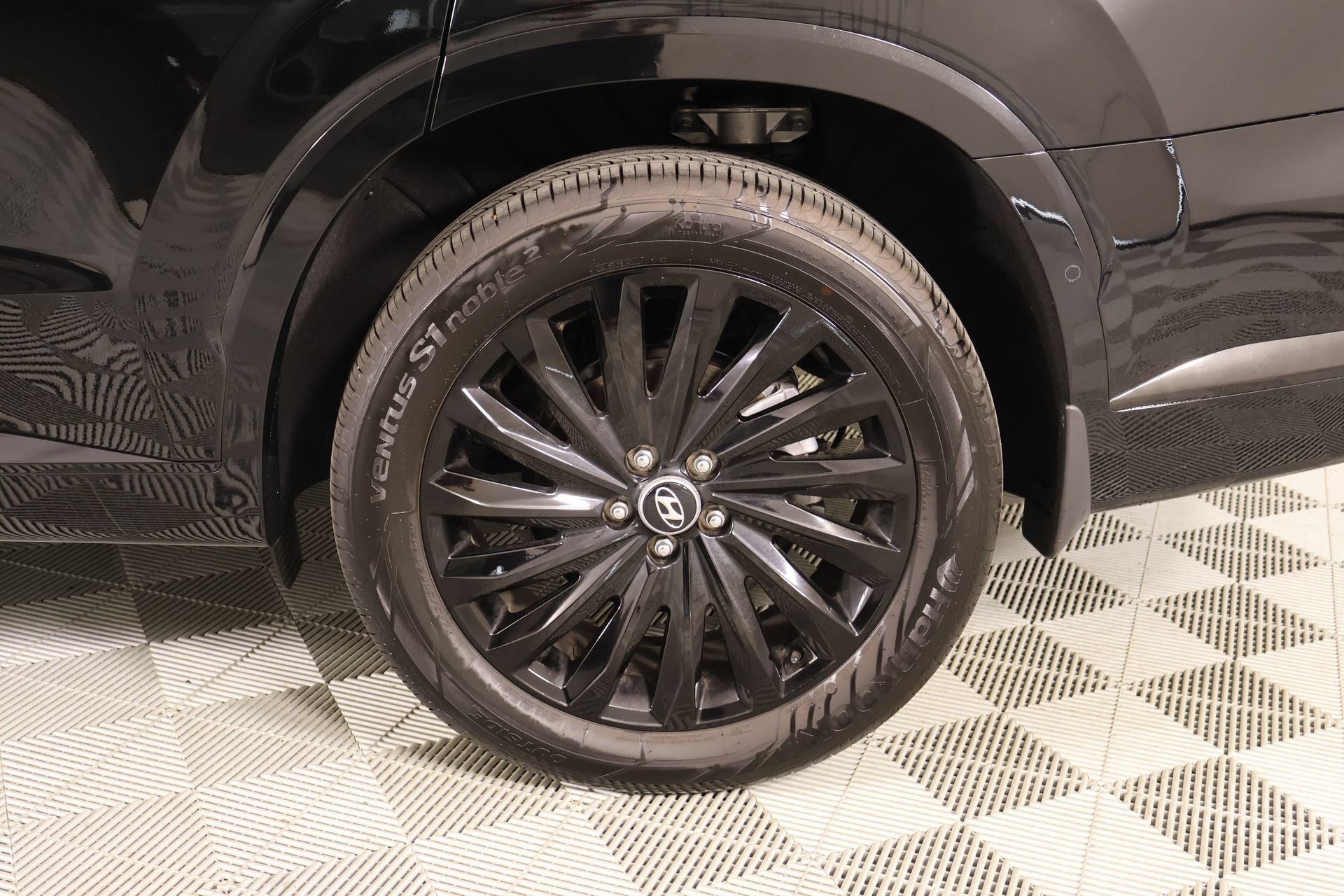 Certified 2025 Hyundai Palisade Calligraphy AWD/4WD image 19