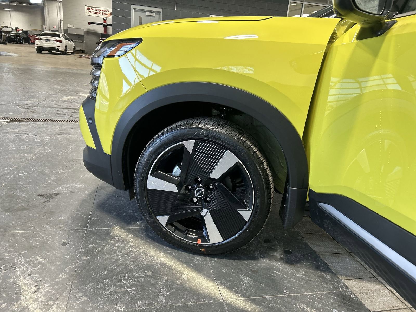 New 2026 Nissan Kicks SR w/ SR Premium Package image 13